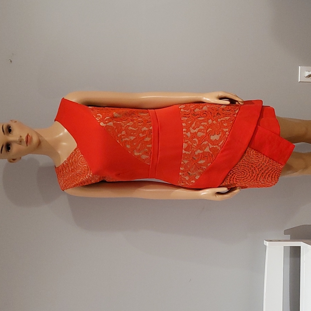 BCBG MaxAzria coral orange fitted diagonal style dress size 6